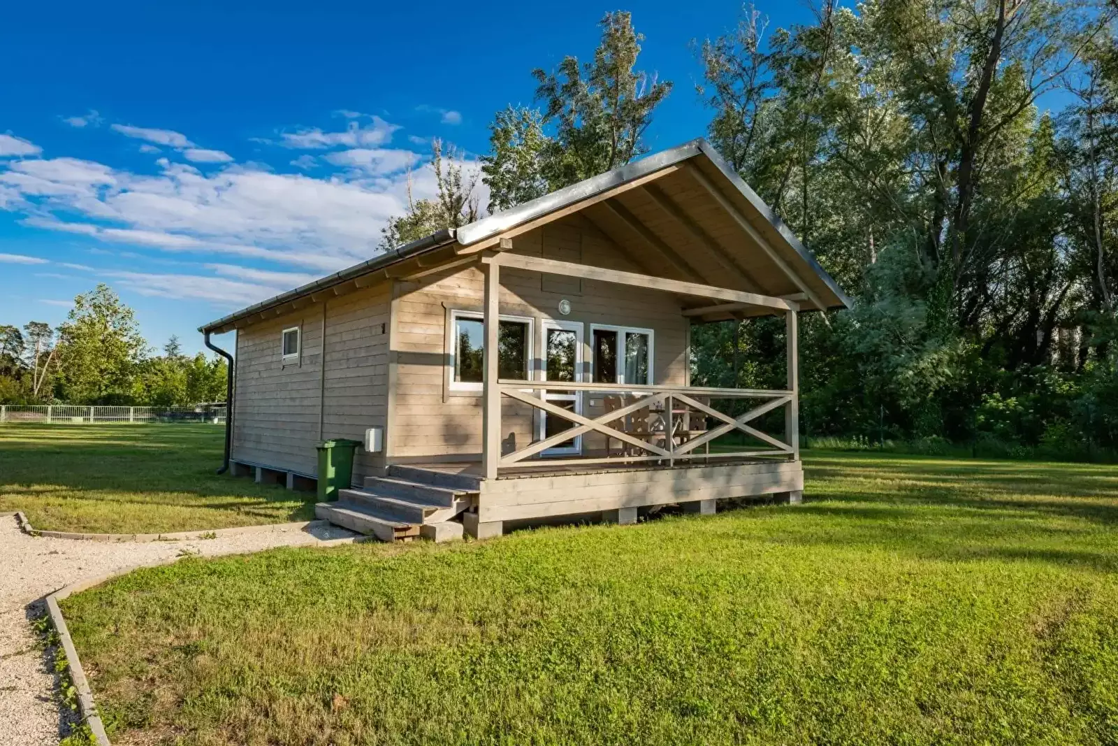 Cottage-Holiday Home Camping Napsugár