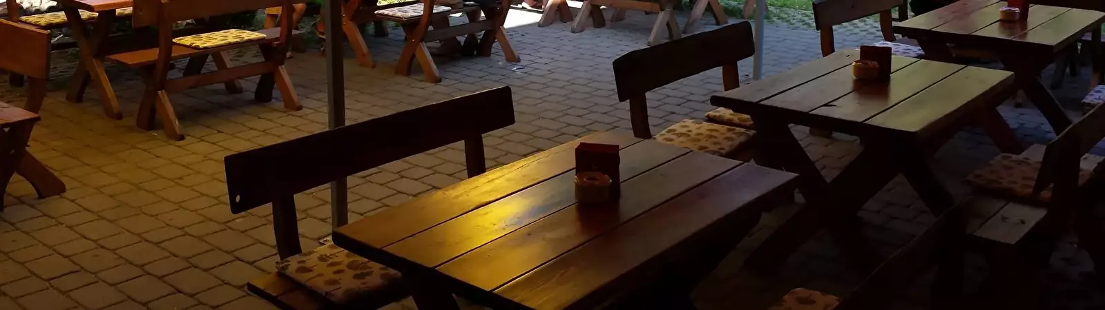 Cafe-Bar-Restaurant Camping Nidos