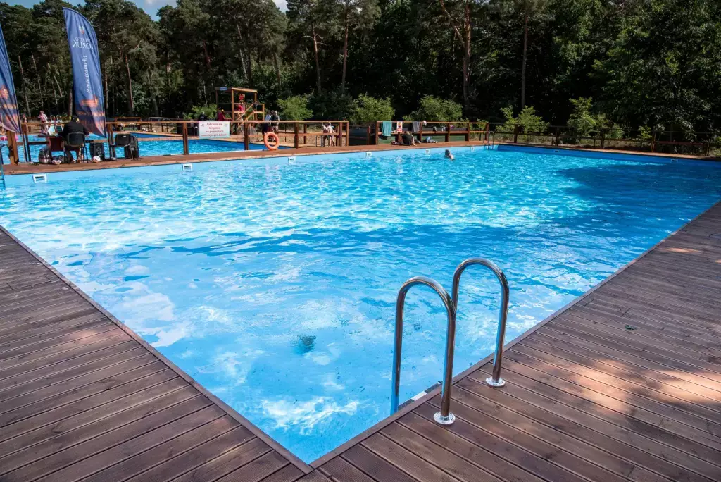 Plavecký bazén Camping Nr 33 Tramp