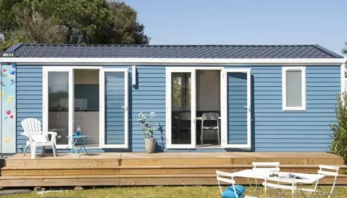 Camping Paradis des Dombes.