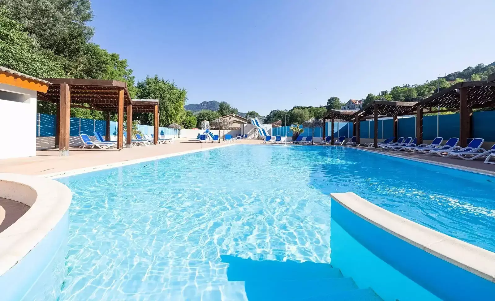 Piscina Camping Paradis du Viaduc