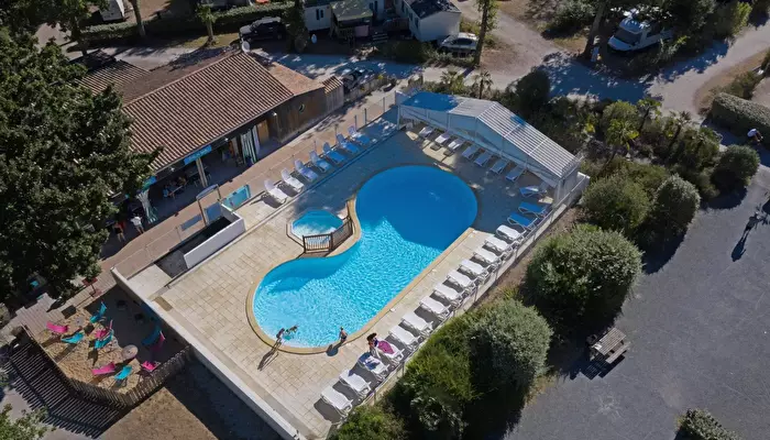 Camping Paradis La Cailletière.