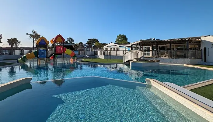 Camping Paradis Le Zagarella.