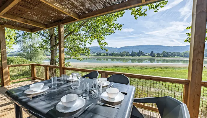 Camping Paradis les Gorges du Haut Bugey.