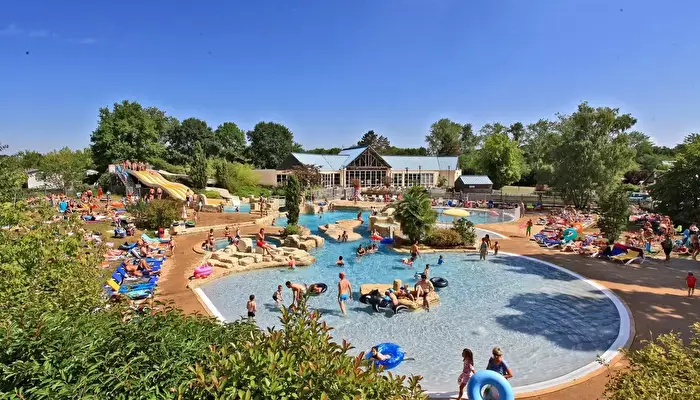 Camping Parc De Fierbois - Les Castels.