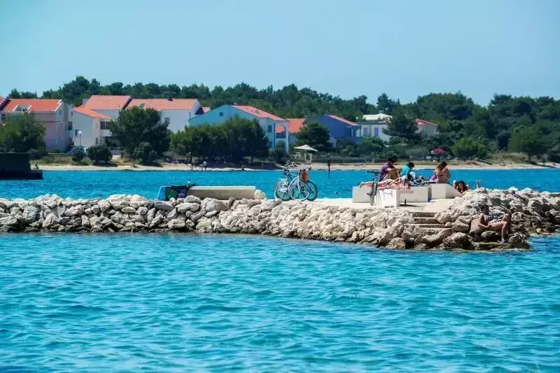 Pláž Camping Peros