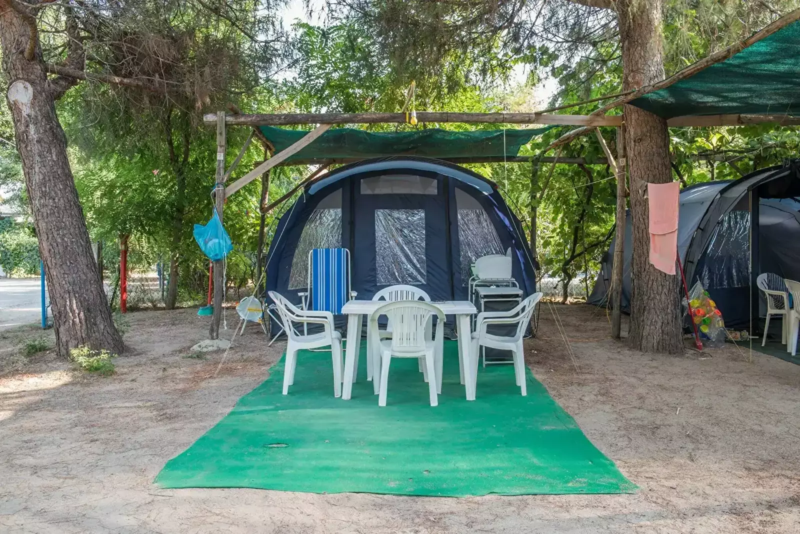 Emplacement Camping Pitsoni