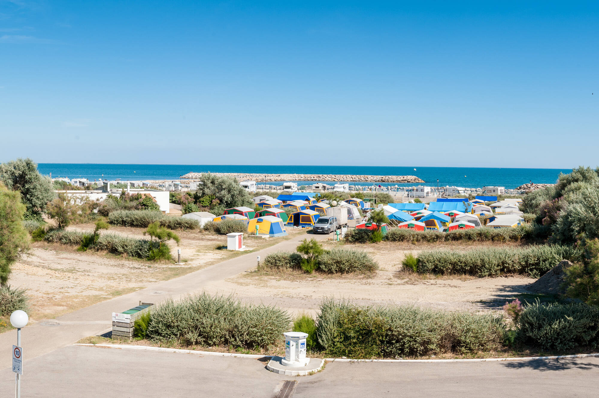 Camping La Brise St Marie De La Mer Camping Place De La Brise en Saintes-Maries-de-la-Mer, France | JetCamp.com