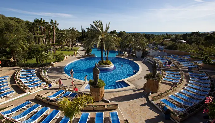 Camping Playa Barà.