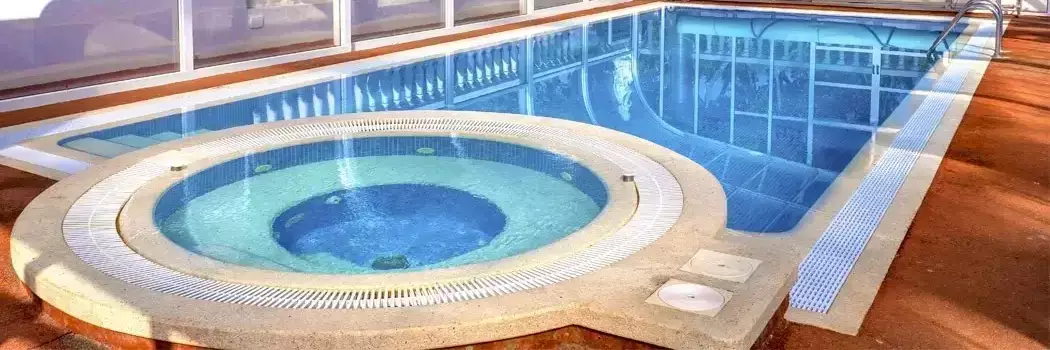 Piscina Camping Playa Tropicana Castellón
