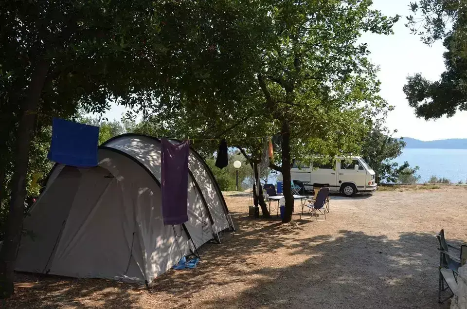 Stan Camping Pod Maslinom