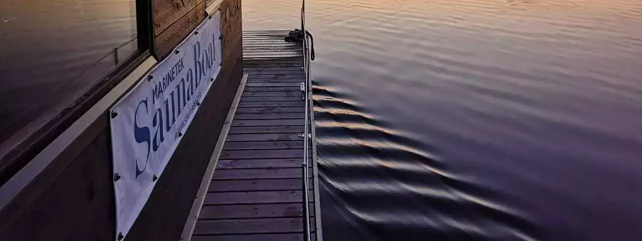 Houseboat Camping Punkaharju Resort