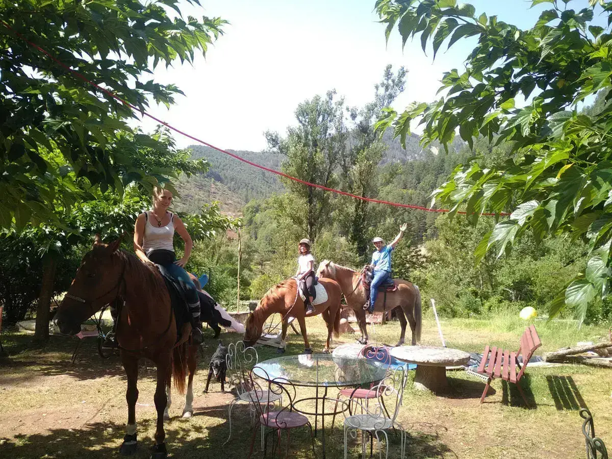 Camping Restaurant des Rouges Gorges in Guillaumes, Frankrijk (2026 ...