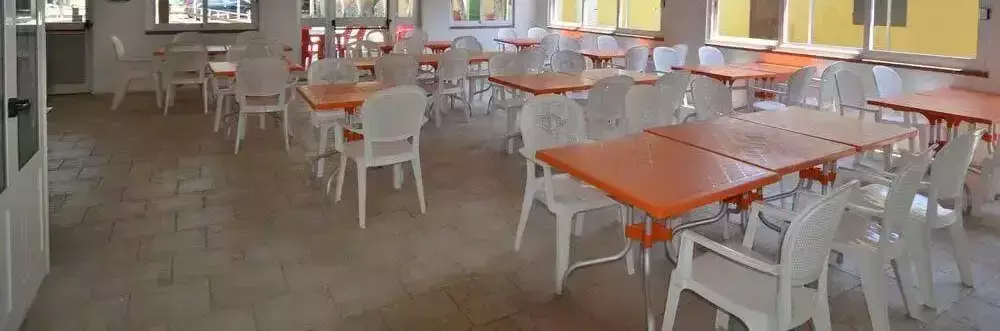 Cafe-Bar-Restaurant Camping Romea