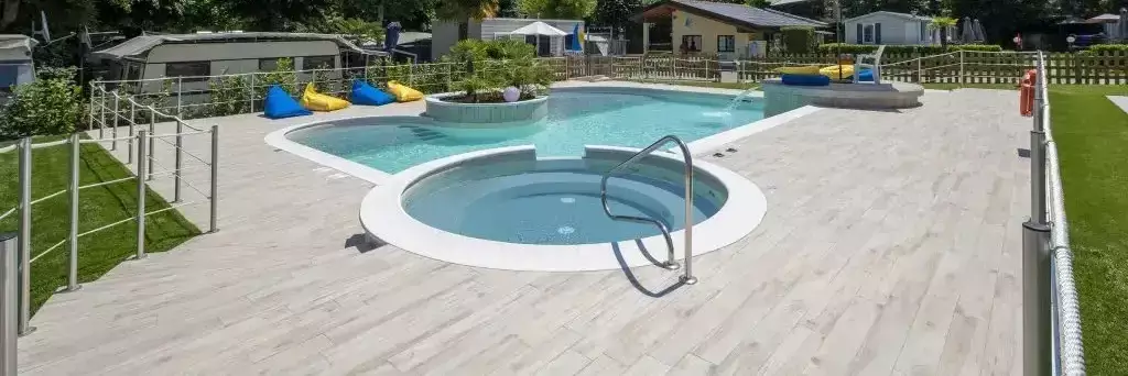 Úszómedence Camping Rose