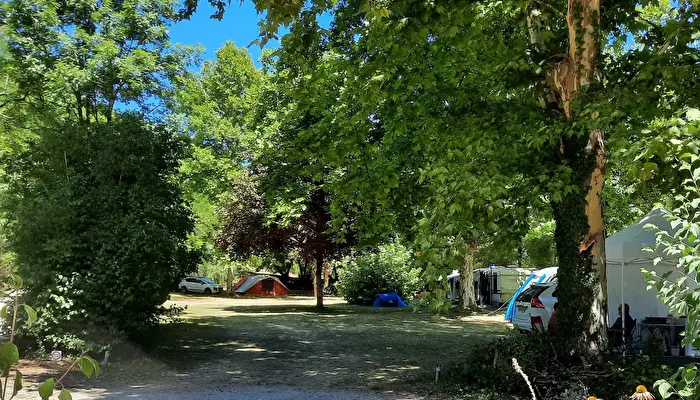 Camping Ruisseau du Treil.