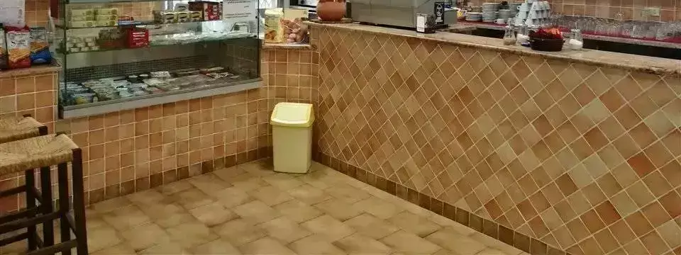 Kávézó étterem bár Camping Rustia