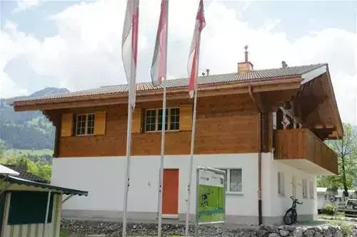 Lage Camping Saanen ''beim Kappeli''