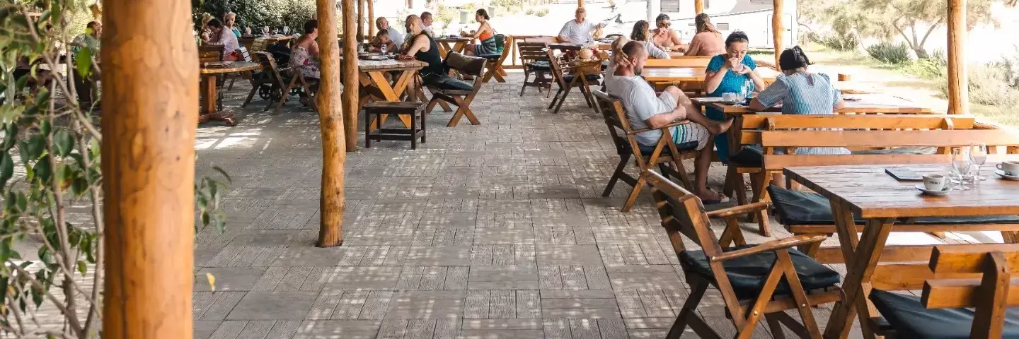 Kavárna restaurace bar Camping Safari Beach