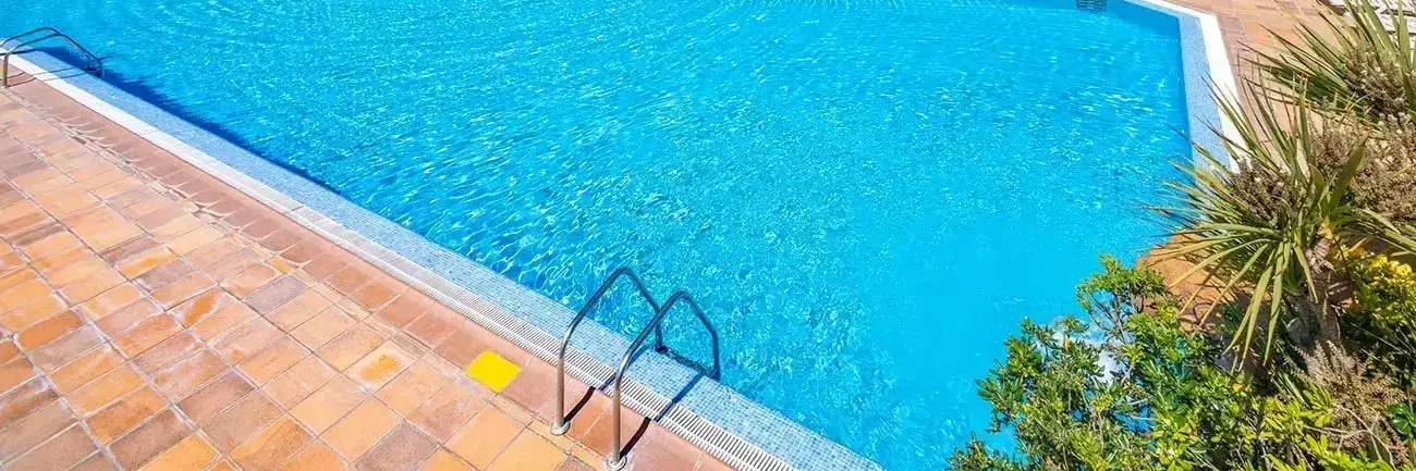 Piscina Camping Solmar