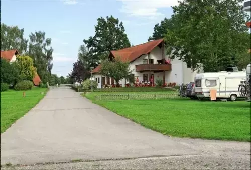 Chata - Rekreační dům Camping Strandbad Aga