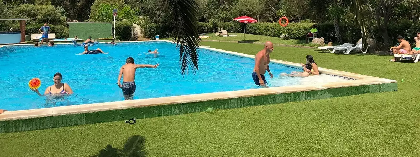Piscina Camping Tres Estrellas Costa Brava