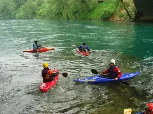 Watersports Camping Una Kamp