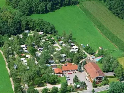 Camping Und Ferienhaus Hofbauer in Prien, Deutschland (2026) | JetCamp.com
