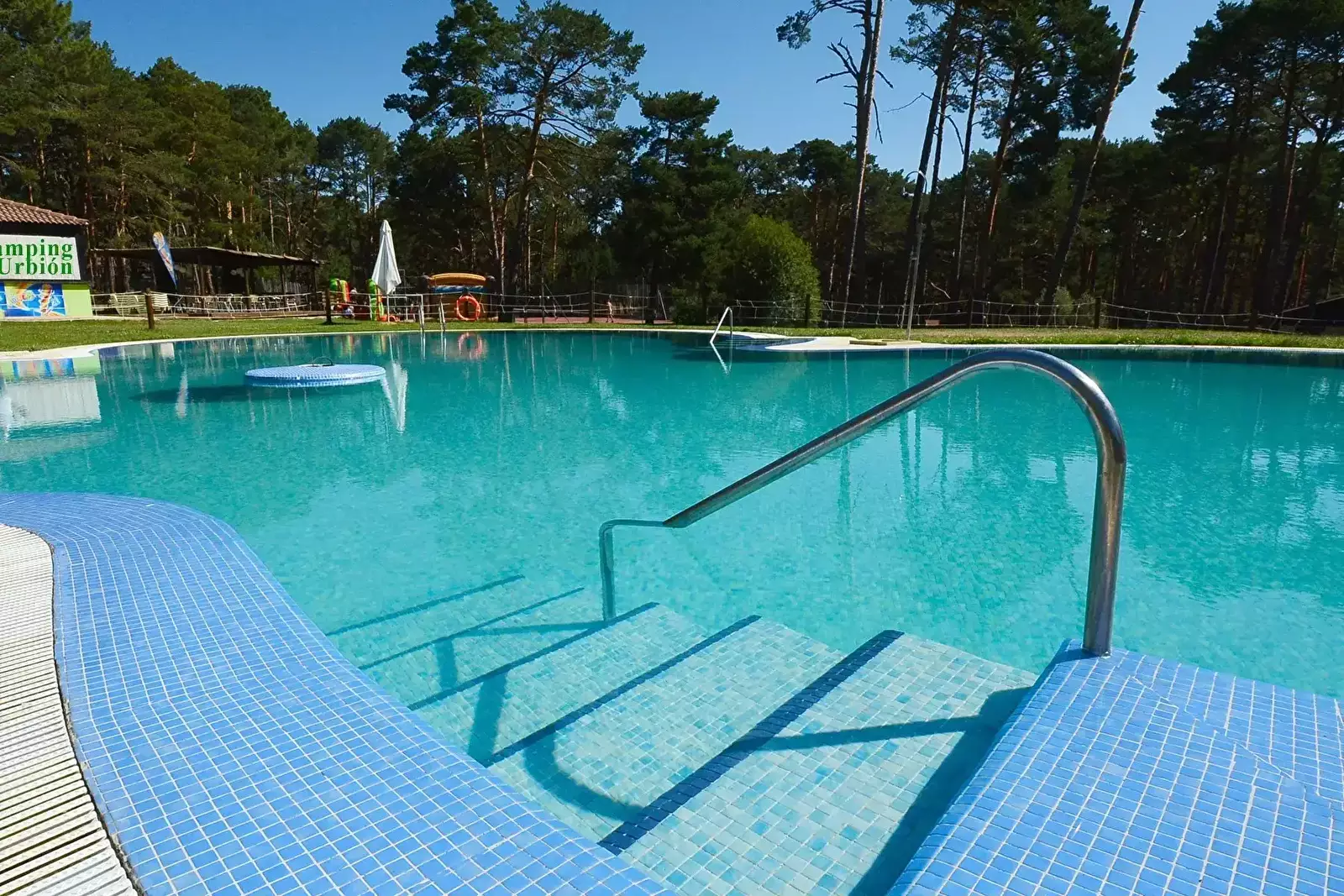 Plavecký bazén Camping Urbión