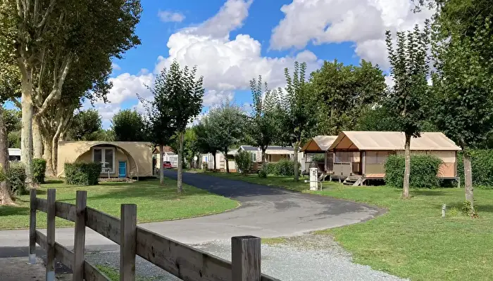 Camping Val de Boutonne.