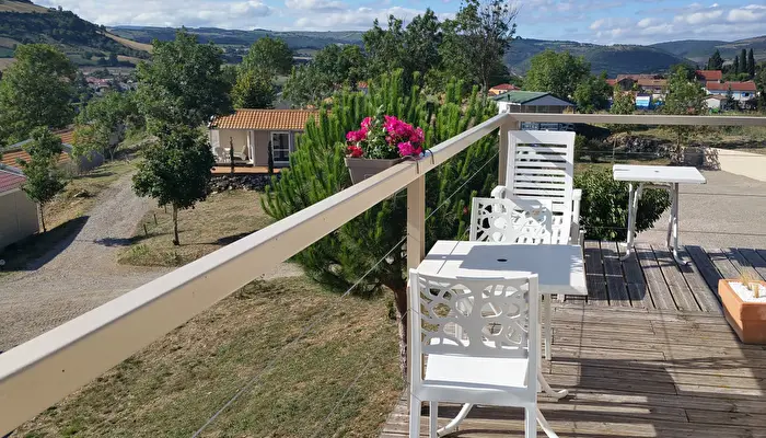 Camping Val Saint Georges.