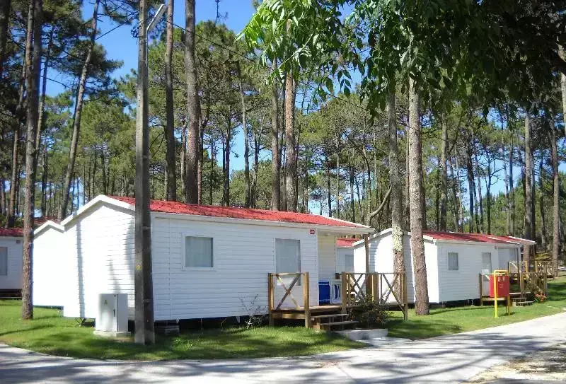 Casa Mobile Camping Valado - Orbitur