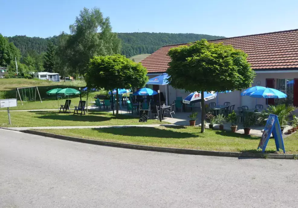 Cafe-Bar-Restaurant Camping Vermes