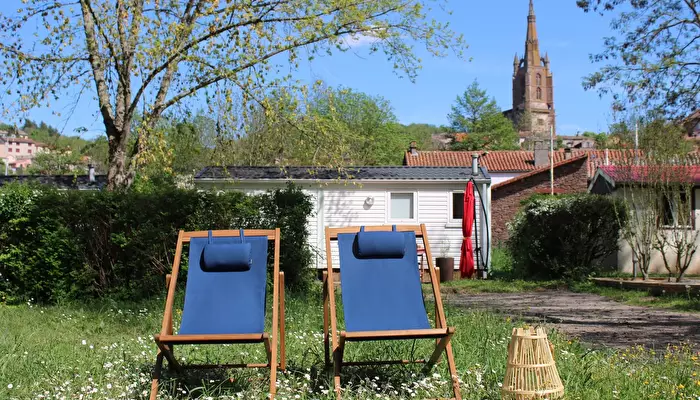 Camping Vert Lavande.