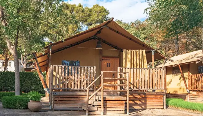 Camping Vilanova Park.