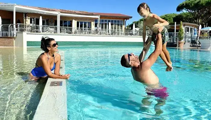 Camping Village Baia Azzurra.
