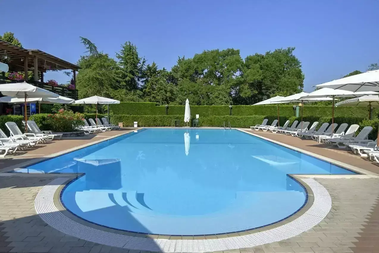 Úszómedence Camping Village Flaminio
