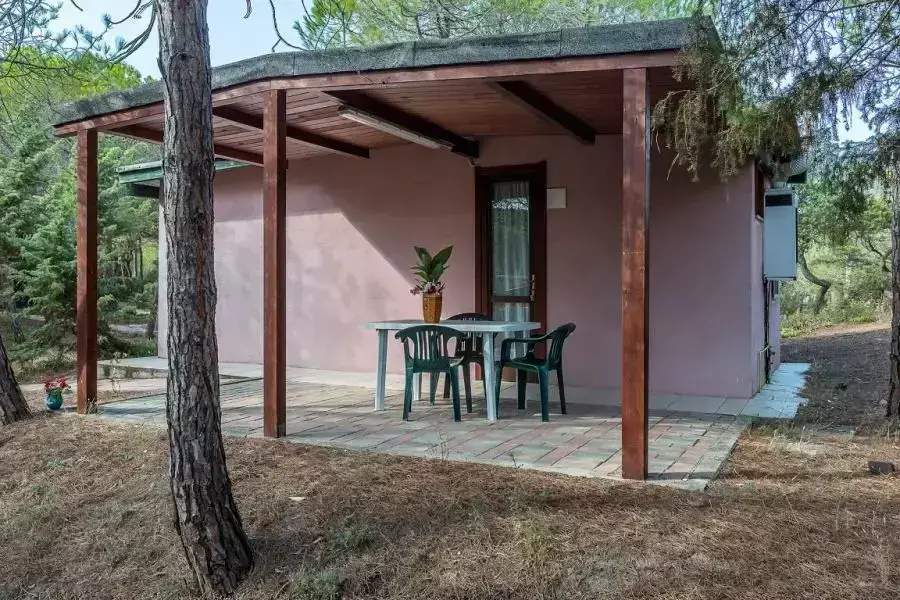 Cottage-Holiday Home Camping Village Li Nibari