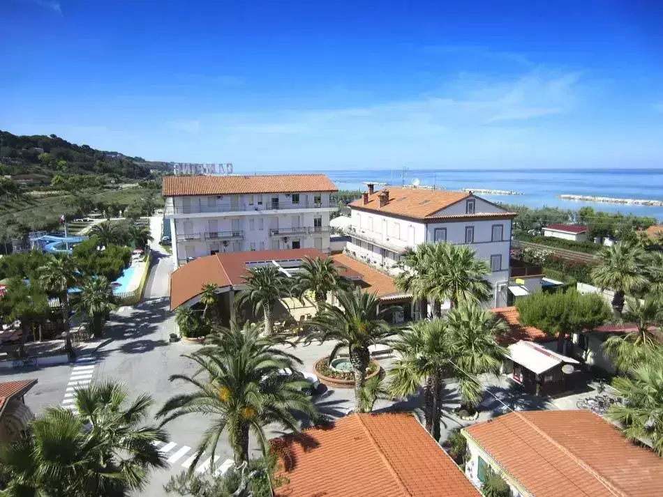 Cottage-Holiday Home Camping Villaggio Calypso
