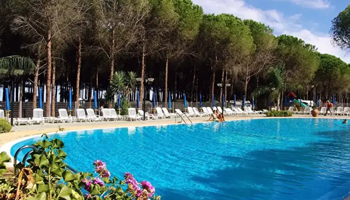 Camping Villaggio Thurium.