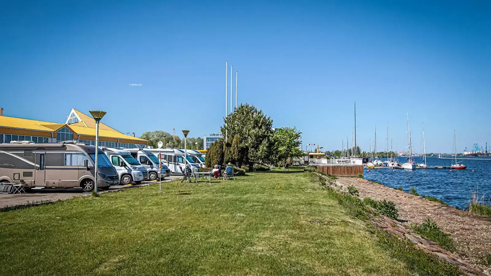 View Camping & Yachts