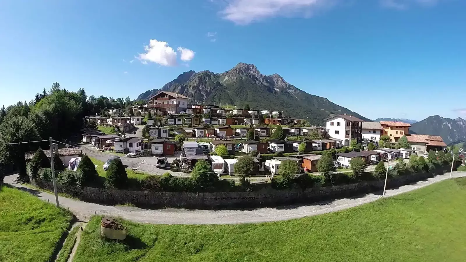 Overview Camping Zambla