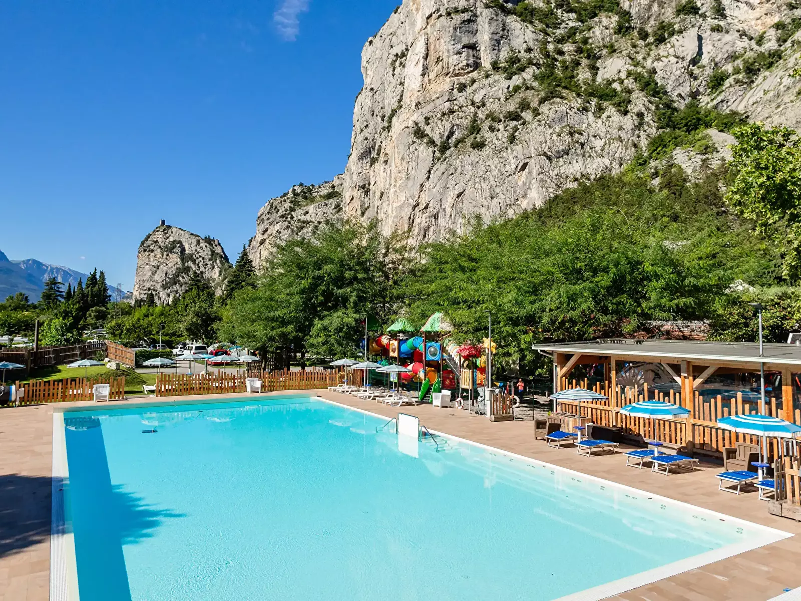 Basen Camping Zoo