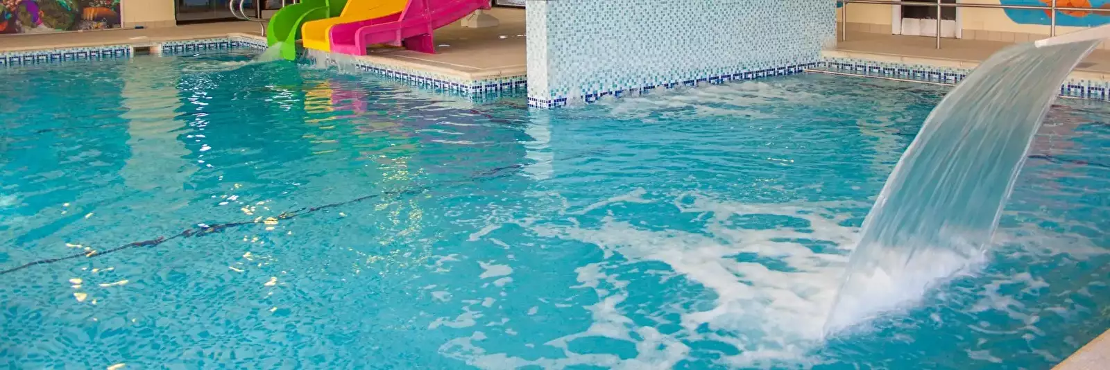 Piscina Crows Nest Caravan Park