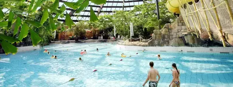 Indoor swimming pool De Huttenheugte - Centerparcs