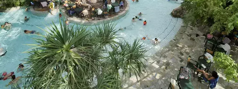Krytý plavecký bazén De Vossemeren - Centerparcs