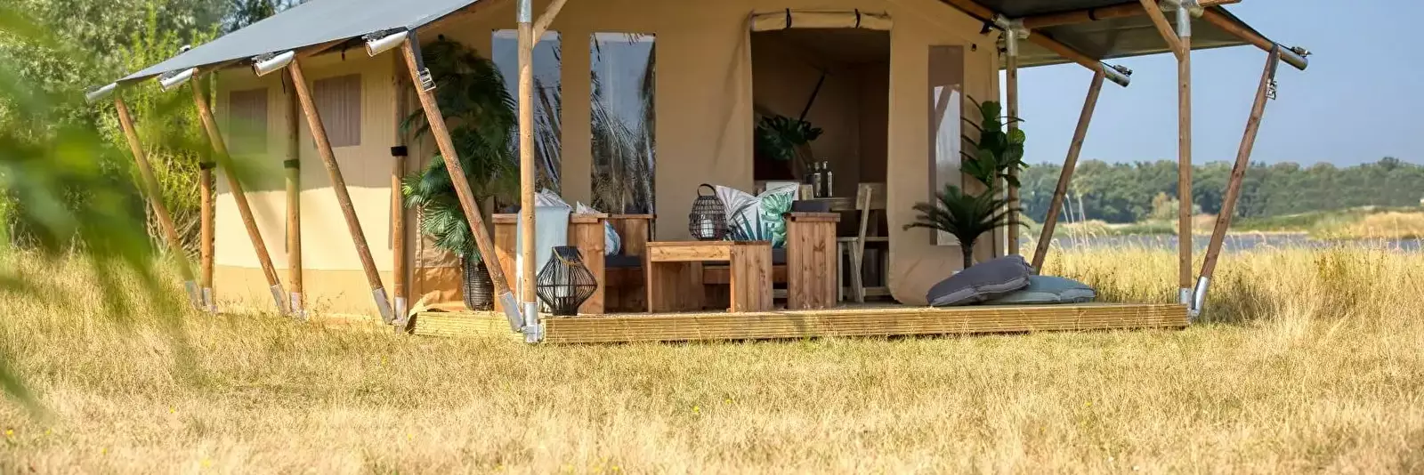 Glamping Dinopedia Parc Glamping