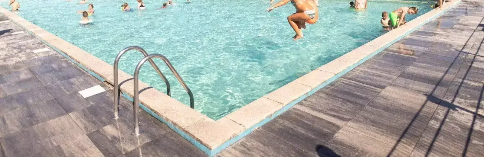 Piscina Eurocamping Vessem