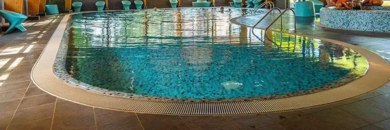 Binnenzwembad EuroParcs Bad Hoophuizen
