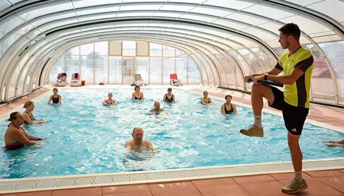 Flower Camping l'Escale du Perthuis.